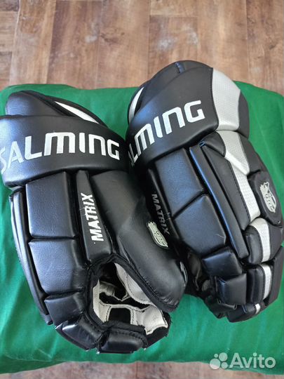 Перчатки хоккейные Salming Matrix 11 Sr (15