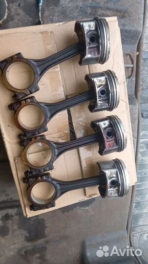 Поршень с шатуном для шкода октавия тур 1.4 BCA