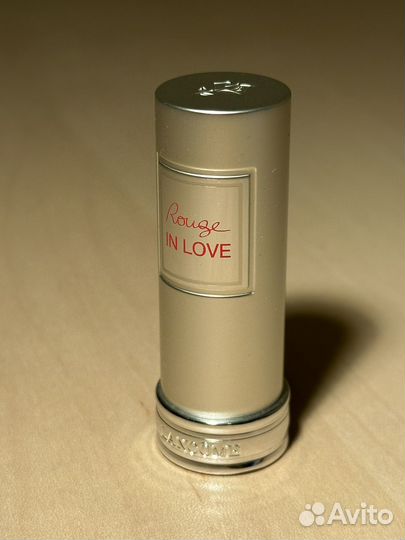 Lancome помада