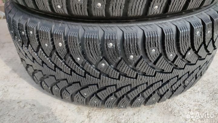 Nokian Tyres Nordman 4 235/55 R17