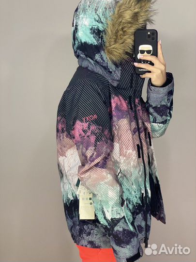 Горнолыжная куртка