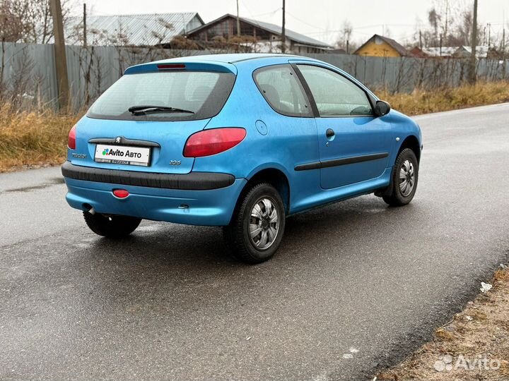 Peugeot 206 1.1 МТ, 2000, 237 194 км