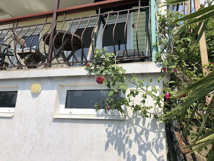 Дом 64 м² на участке 6 сот.