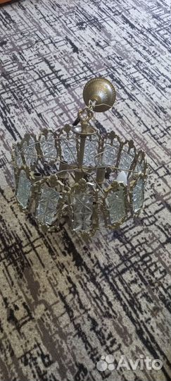 Люстра старинная. Хрусталь. Металл. 6 ти рожковая