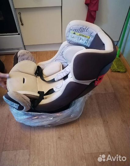 Детское автокресло от 0 до 18 кг