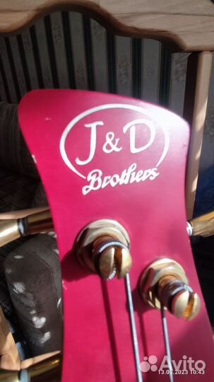 Бас гитара J&D Brothers Art Wood