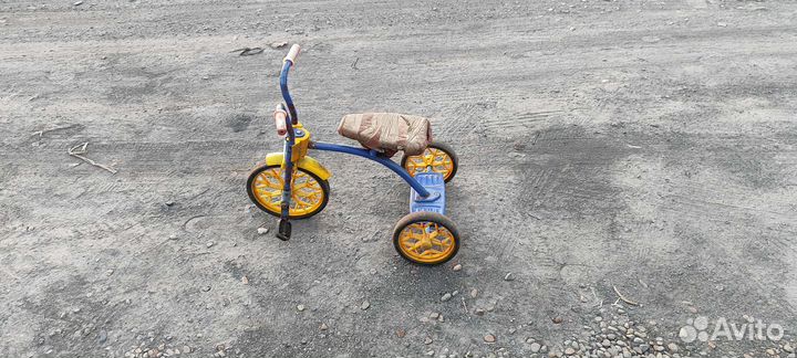 Детский беговел