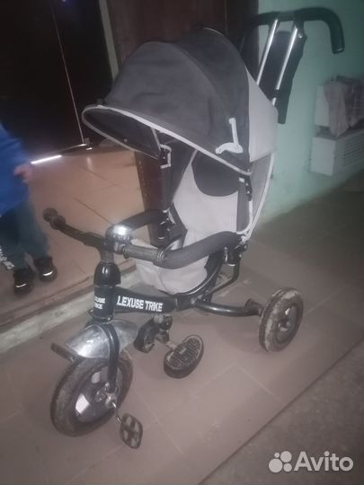 Детский трехколесный велосипед
