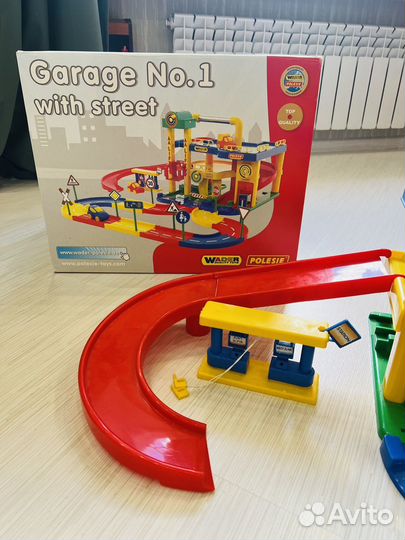 Гараж с дорогой полесье