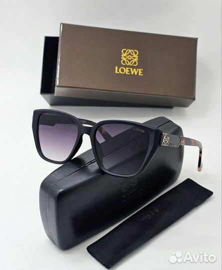 Солнцезащитные очки Loewe