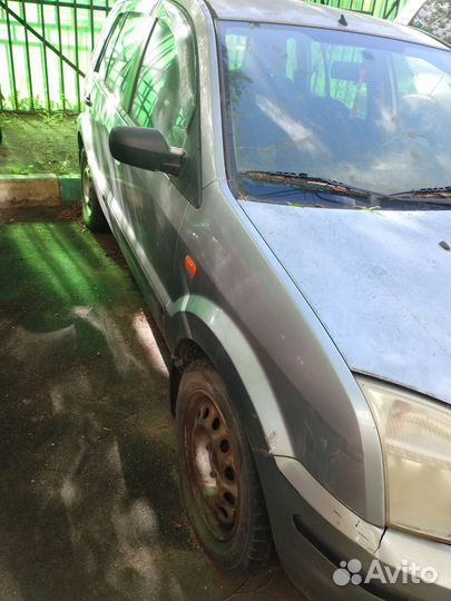 Ford Fusion 1.6 МТ, 2005, битый, 190 000 км