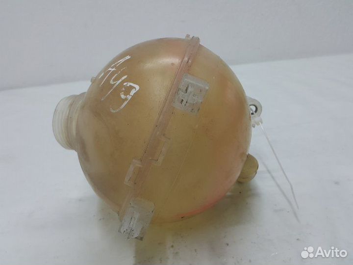 Бачок расширительный Peugeot 3008