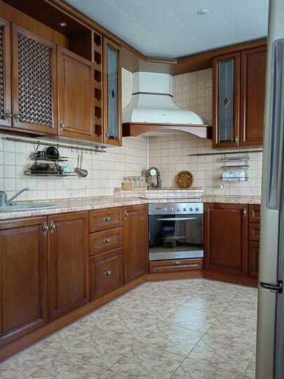 4-к. квартира, 90 м², 6/10 эт.