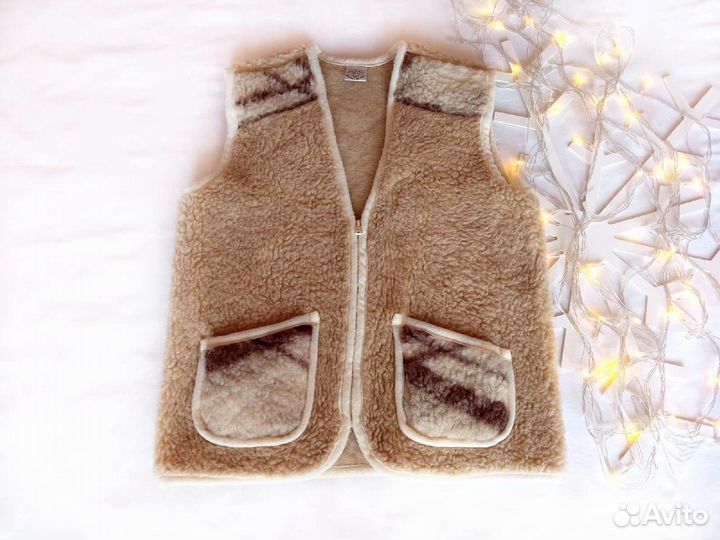 Новый утеплённый жилет 140 из овечьей шерсти