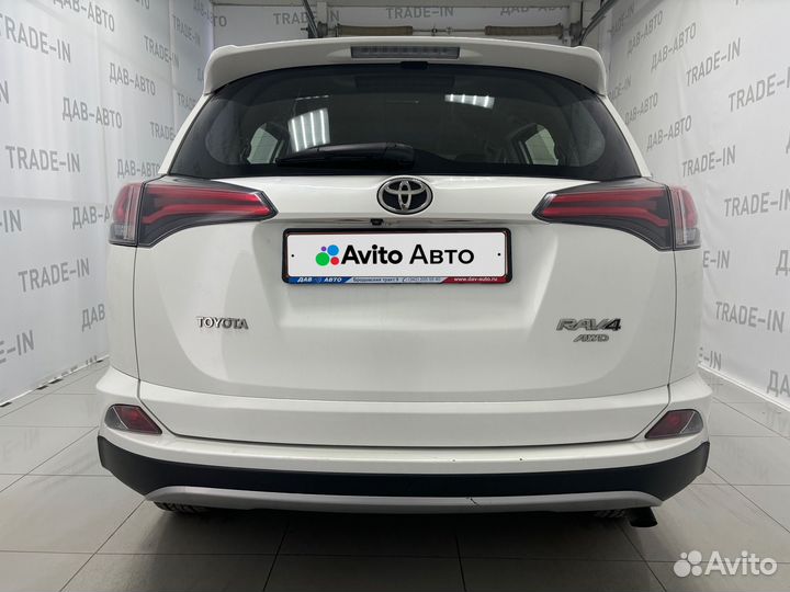 Toyota RAV4 2.2 AT, 2017, 168 000 км