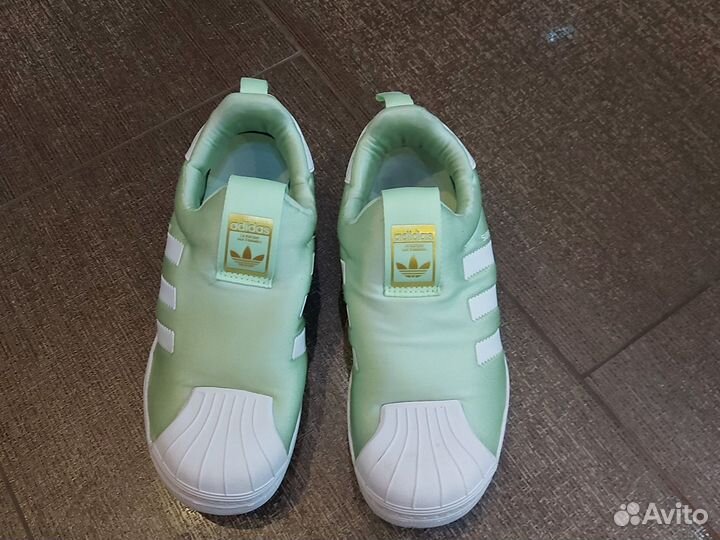 Кроссовки adidas 35 в идеале