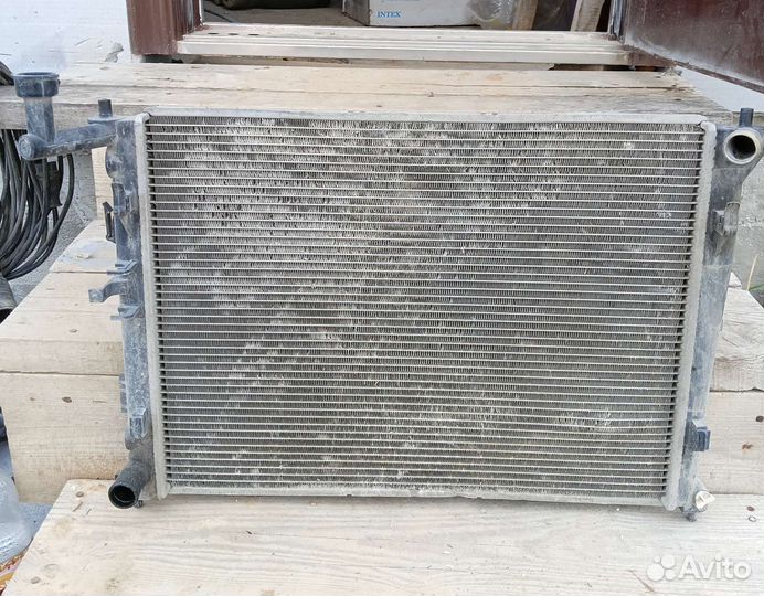 Радиатор на hyundai elantra IV