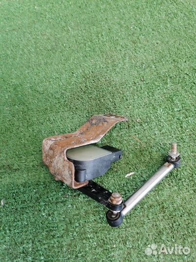 Датчик высоты подъема задний левый Hyundai Equus