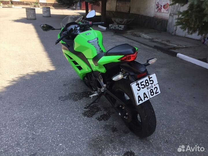 Kawasaki Ninja 300(ABS), EX 300B