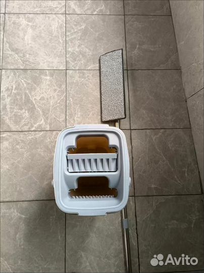 Швабра с ведром и отжимом