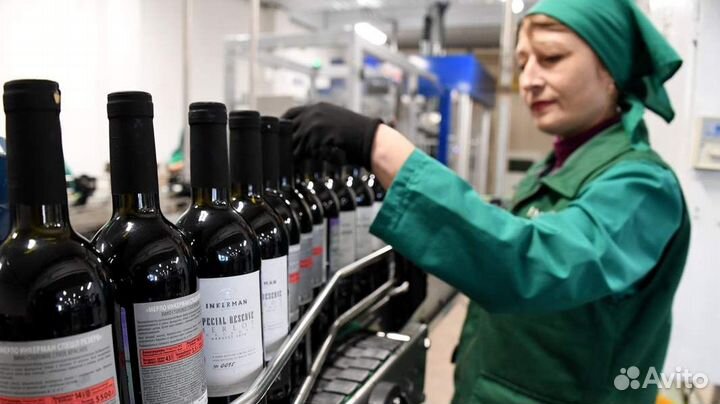 Стикеровщики(цы) вахтой. Винзавод Темрюк