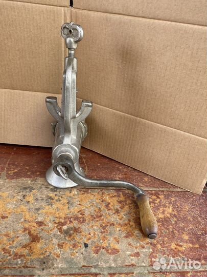Мясорубка ручная СССР чугунная Ленинград