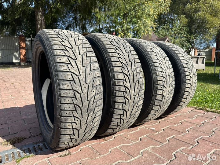 Hankook Winter I'Pike RS W419 215/55 R17 98T