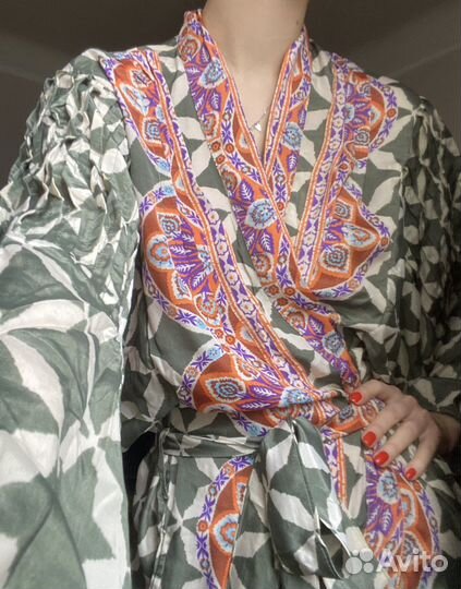 Халат шелковый