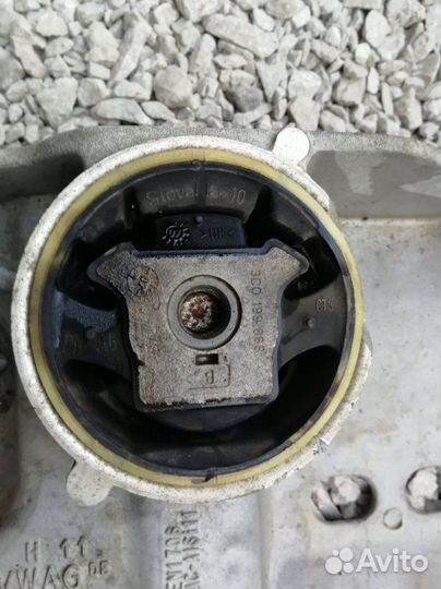 Подрамник Volkswagen Passat B6 седан BWA 2007