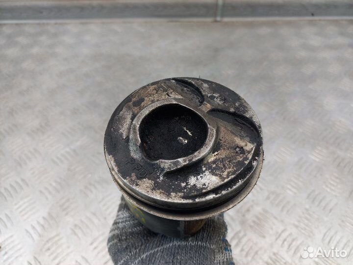 Поршень с шатуном Honda Stepwgn 1 K20A 2.0 135Л.С