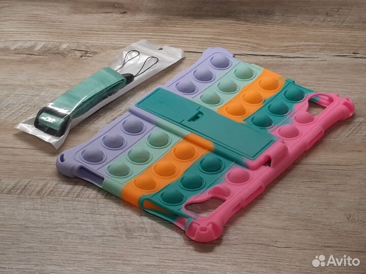 Чехол бампер силиконовый для планшета с ремнем 10