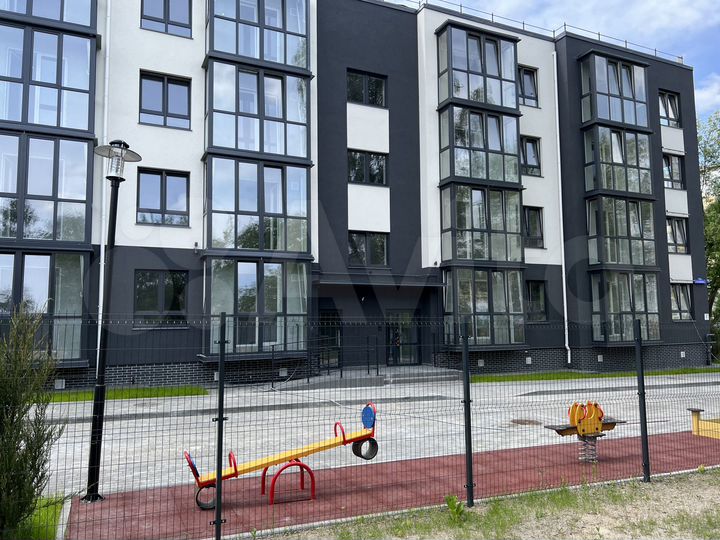 2-к. квартира, 50,9 м², 1/4 эт.