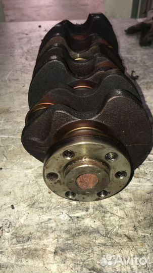 Коленвал бу AHS 032J Volkswagen Golf 1,6 л