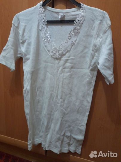 Блузки.Вещи женские 44,46.Ночнушки 48р-р