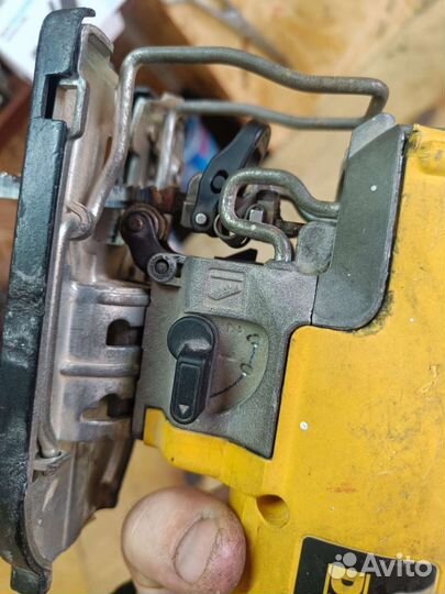 Лобзик dewalt DW 341 K