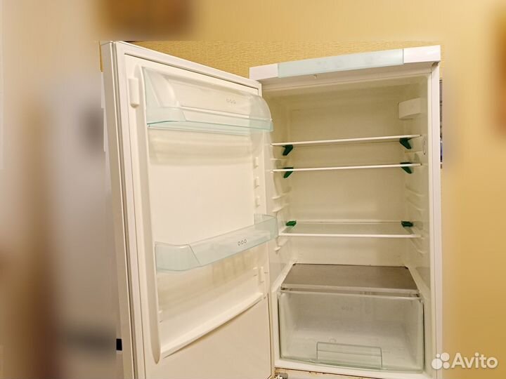 Холодильник Electrolux бу