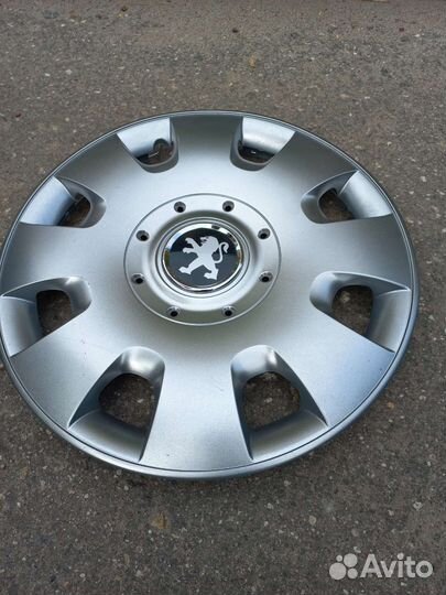 Автомобильный колпак r15