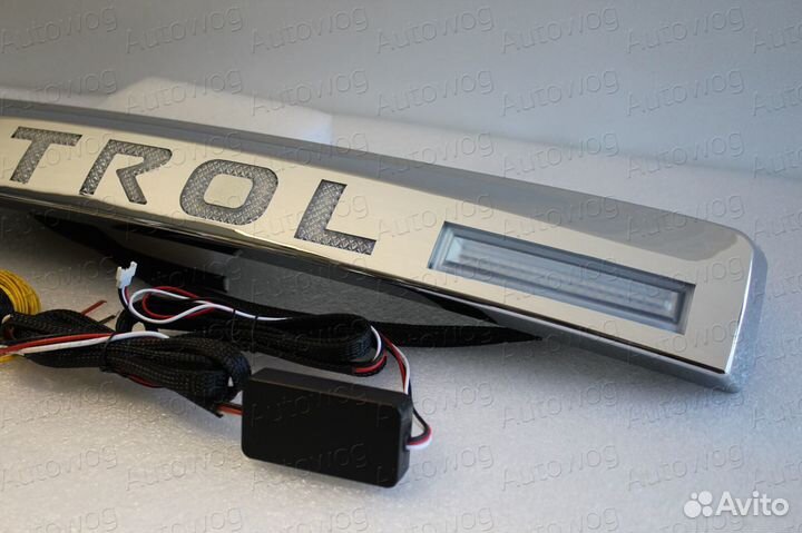 Планка Patrol Y62 над задним номером, хром, с подс