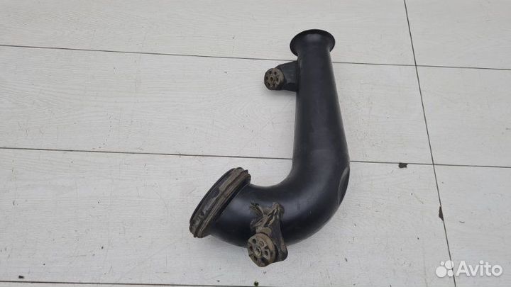 Патрубок воздушный Bmw 7 E38 M52/TU 1999