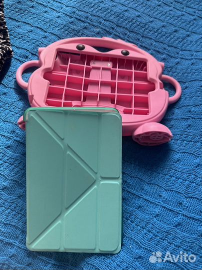 Чехлы на iPad mini 2