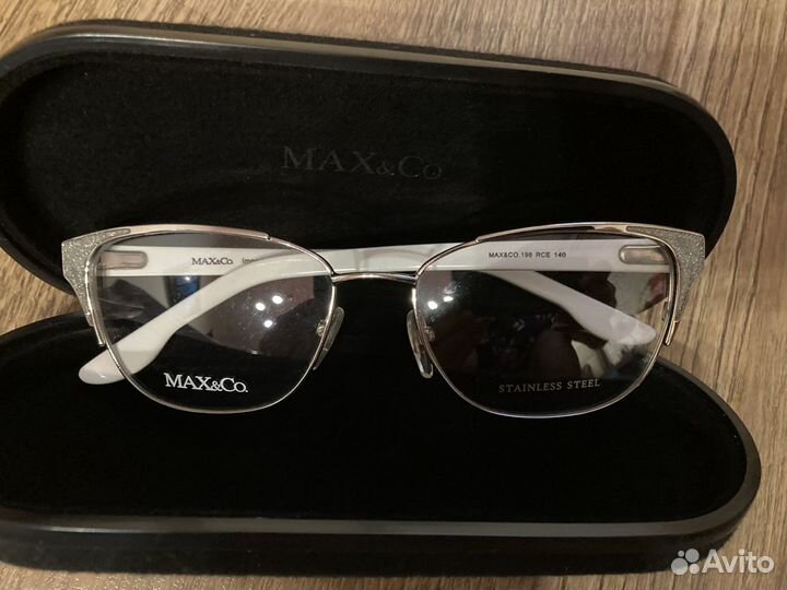 Продаю новую женскую оправу для очков MAX Co