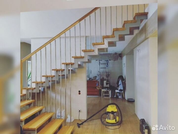 Ступени для лестниц и другие комплектующие К