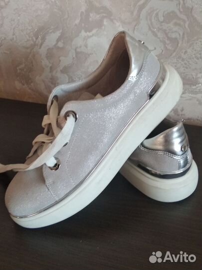 Ботинки для девочки 37 р-ра