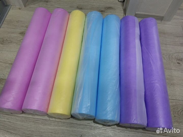 Одноразовые простыни в рулоне