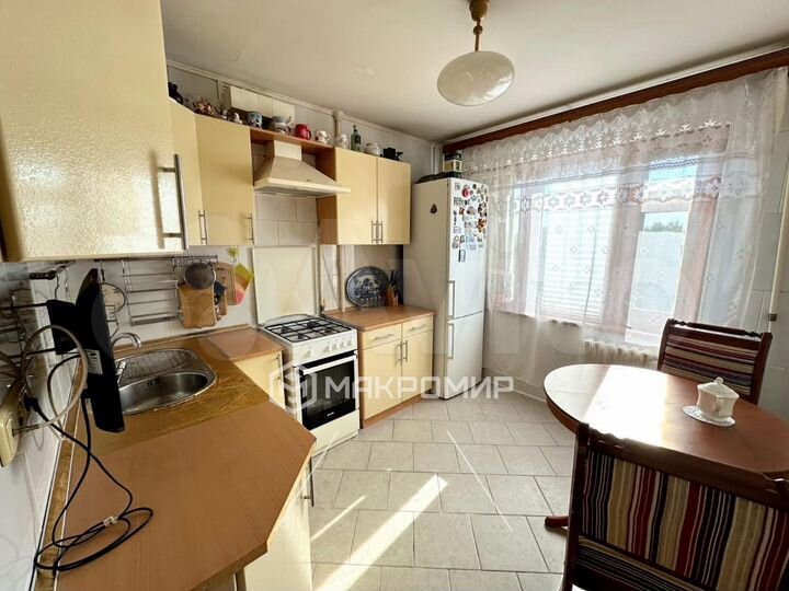 2-к. квартира, 55,6 м², 8/14 эт.