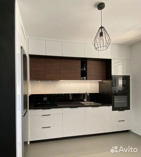 Кухня на заказ пластик