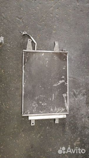 Радиатор кондиционера на mitsubishi colt Z34A