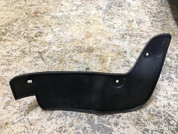 Брызговик задний левый Renault Kaptur