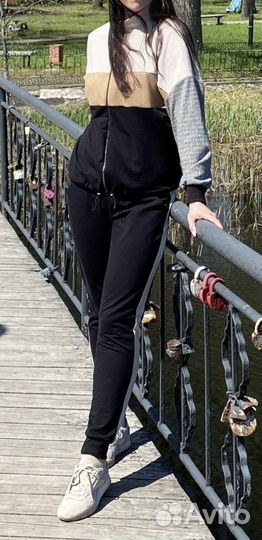 Спортивный костюм женский 52