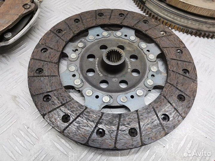Маховик (демпфер сцепления) для Renault Espace 4